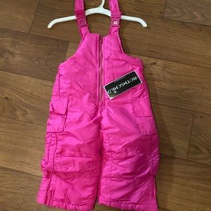 NWT Rothschild Girls Snow Suit Size 18 Months Pink